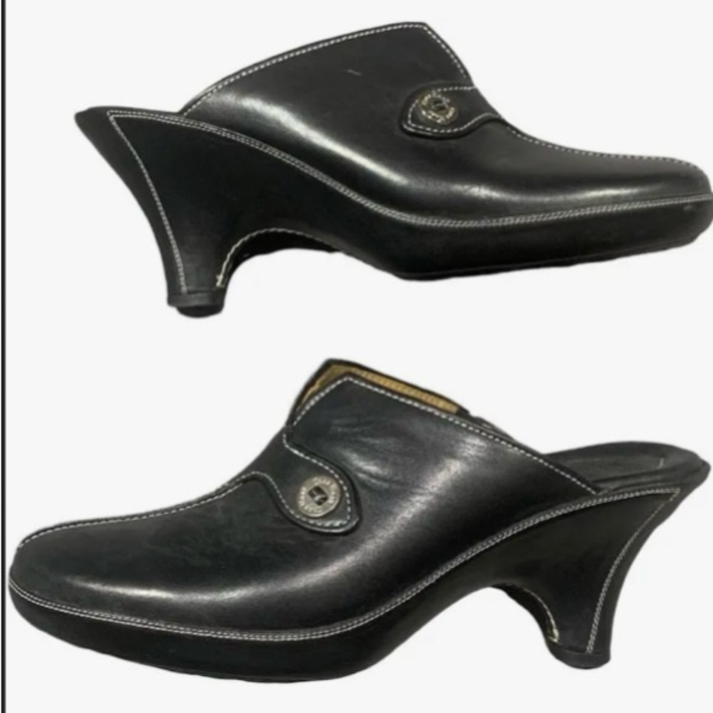 Cole Hann Black Leather Mule